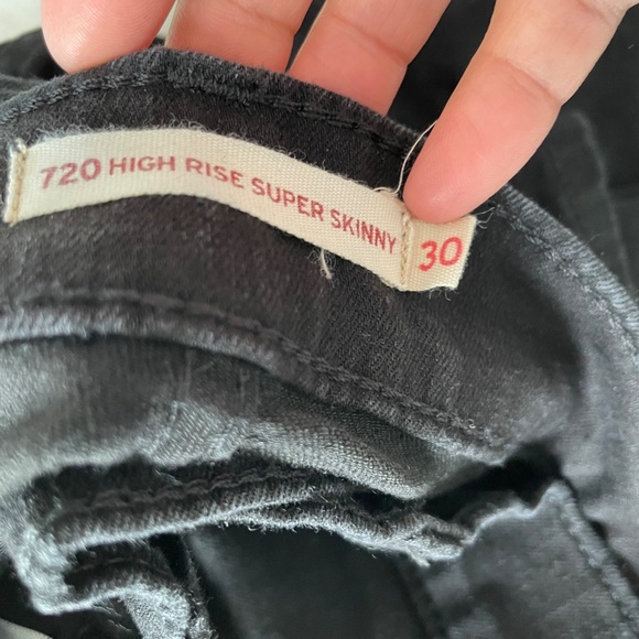 LEVI'S Women's 6 PAIRS!  LOT sizes 30, 31, 32 - Picture 8 of 16